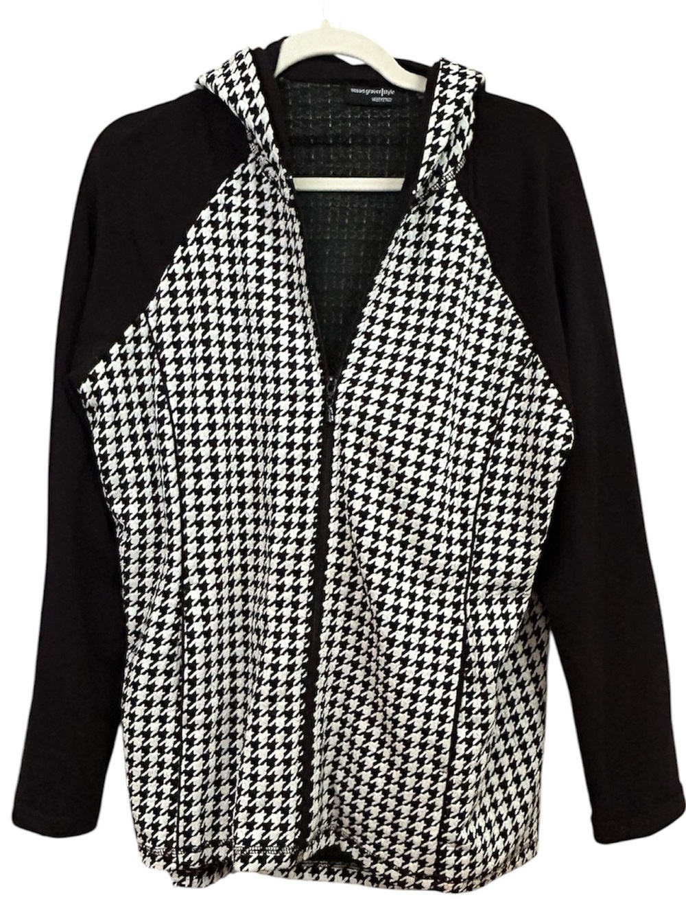 Houndstooth Zip Front Hoodie, Large